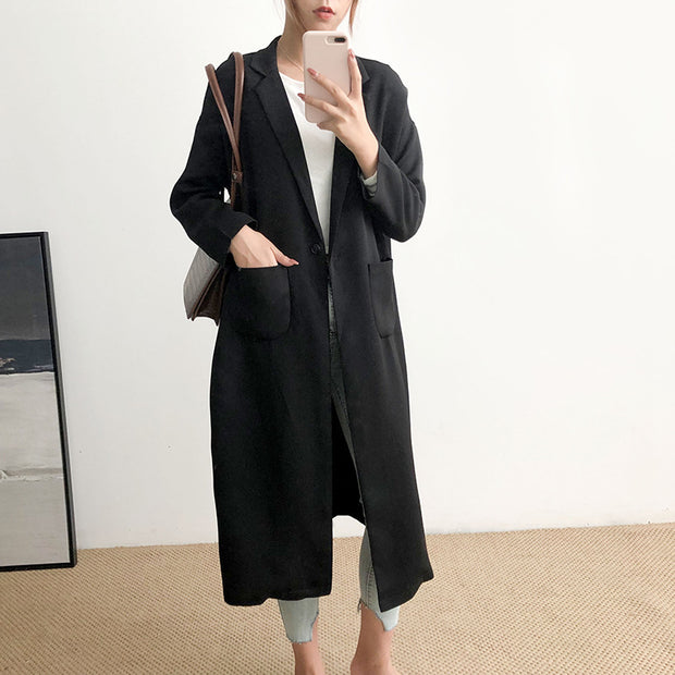 Solid color silhouette loose coat