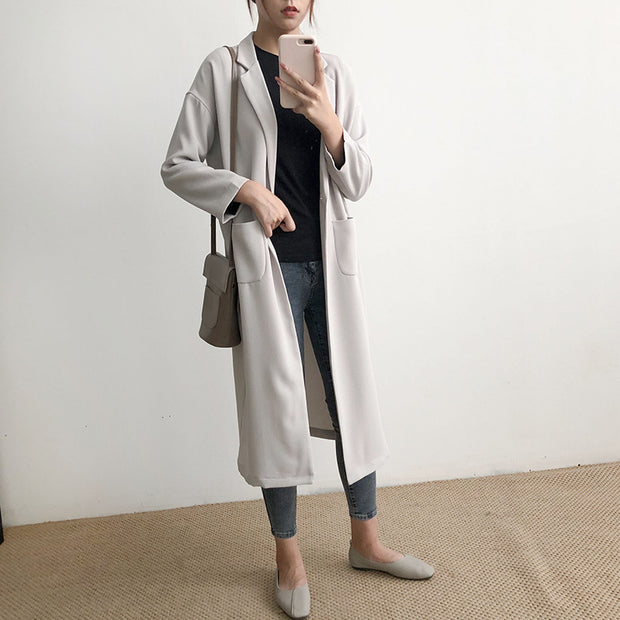 Solid color silhouette loose coat