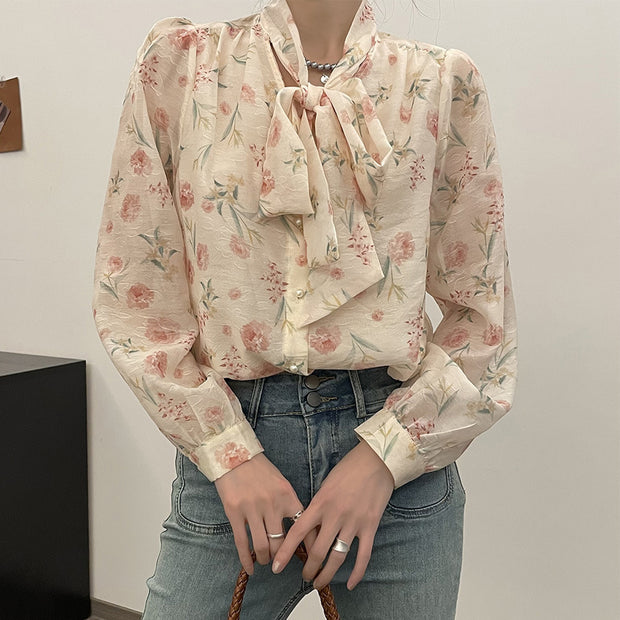 Women's Elegance Retro Niche Floral Shirt